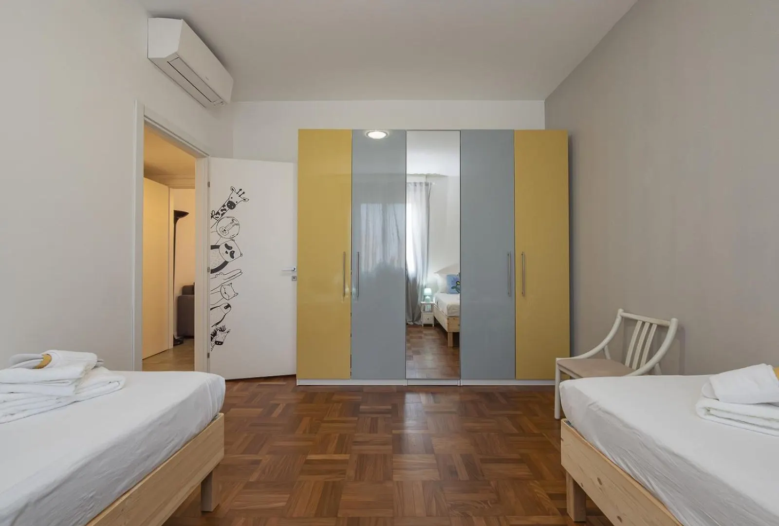 Modern 3 Bedroom With Balcony Steps From San Siro By Rentopolis Milan 0*,