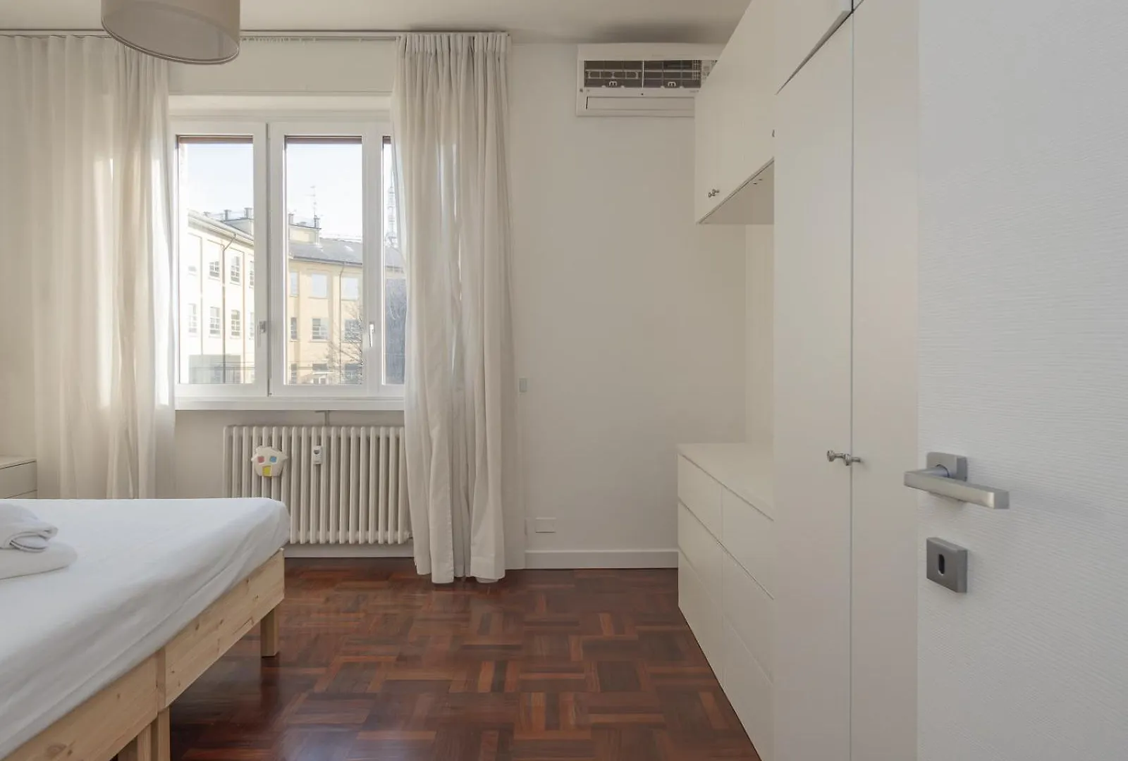Modern 3 Bedroom With Balcony Steps From San Siro By Rentopolis Milan Apartment